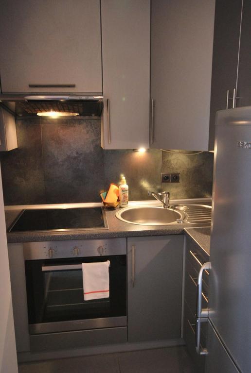 Apartment4You - Solidarnosci ワルシャワ 部屋 写真
