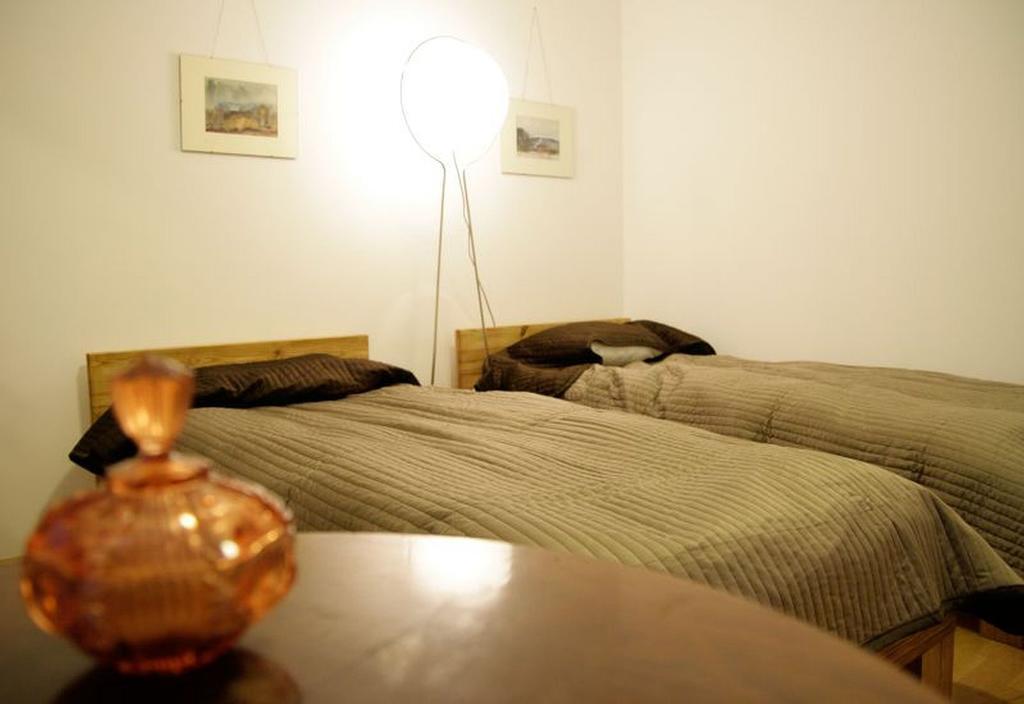 Apartment4You - Solidarnosci ワルシャワ エクステリア 写真