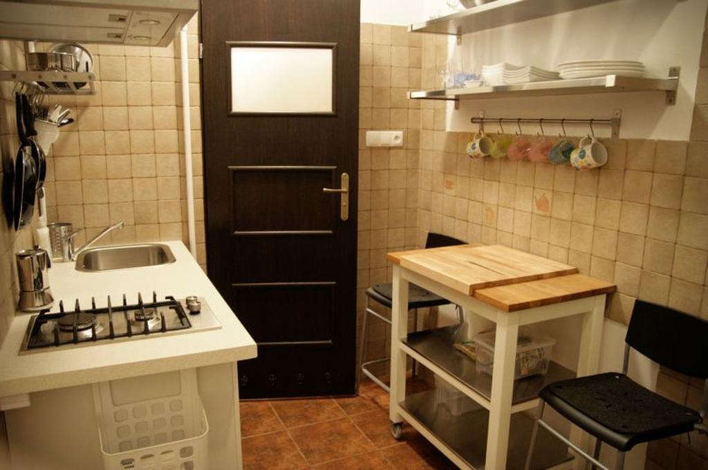 Apartment4You - Solidarnosci ワルシャワ エクステリア 写真